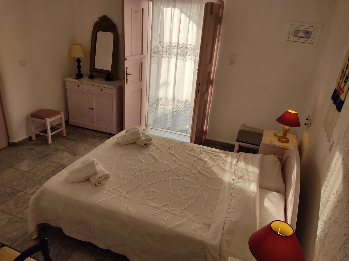 Porto Sikinos Hotel Alopronia 外观 照片
