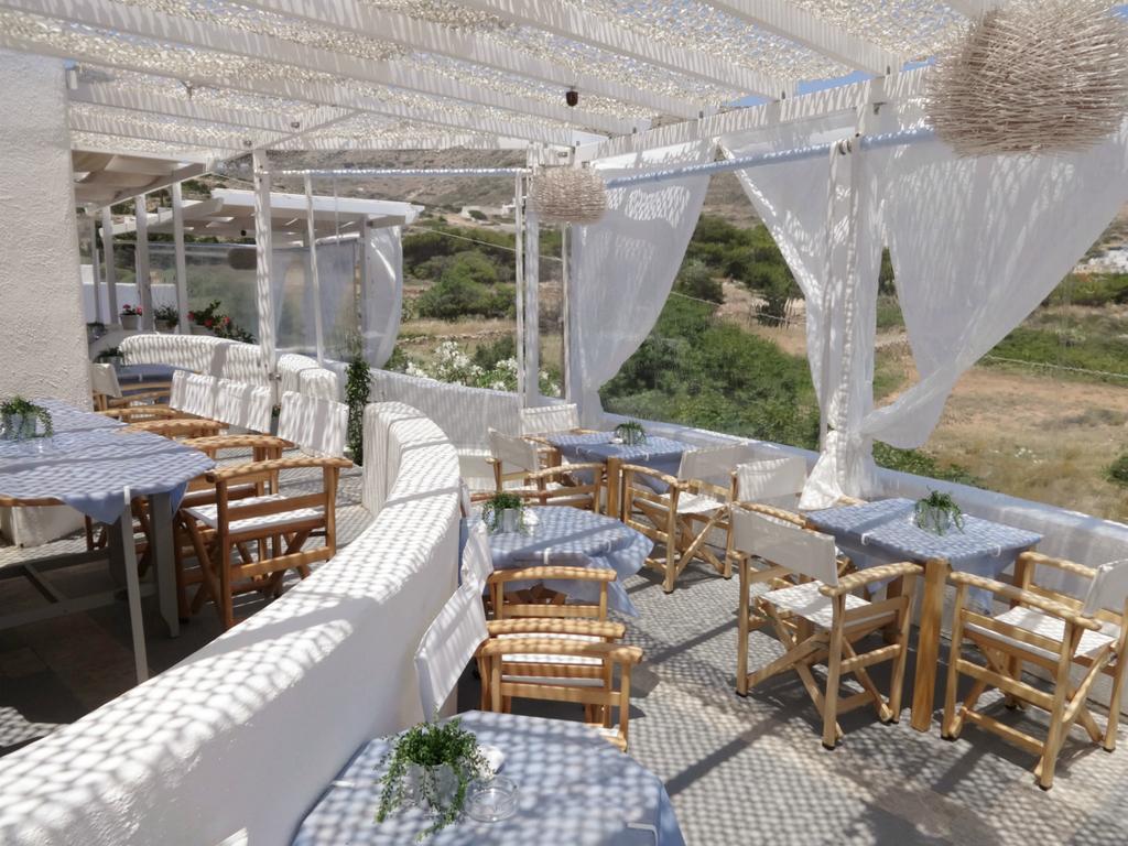 Porto Sikinos Hotel Alopronia 外观 照片